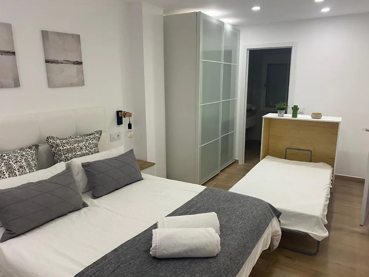 Piso En Los Boliches Con Vistazas 2 Dormitorios Fuengirola