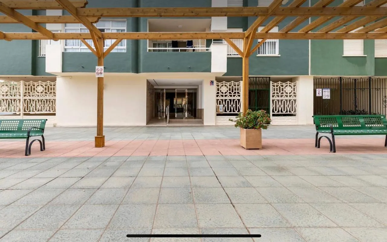 Daire Piso En Los Boliches Con Vistazas 2 Dormitorios Fuengirola