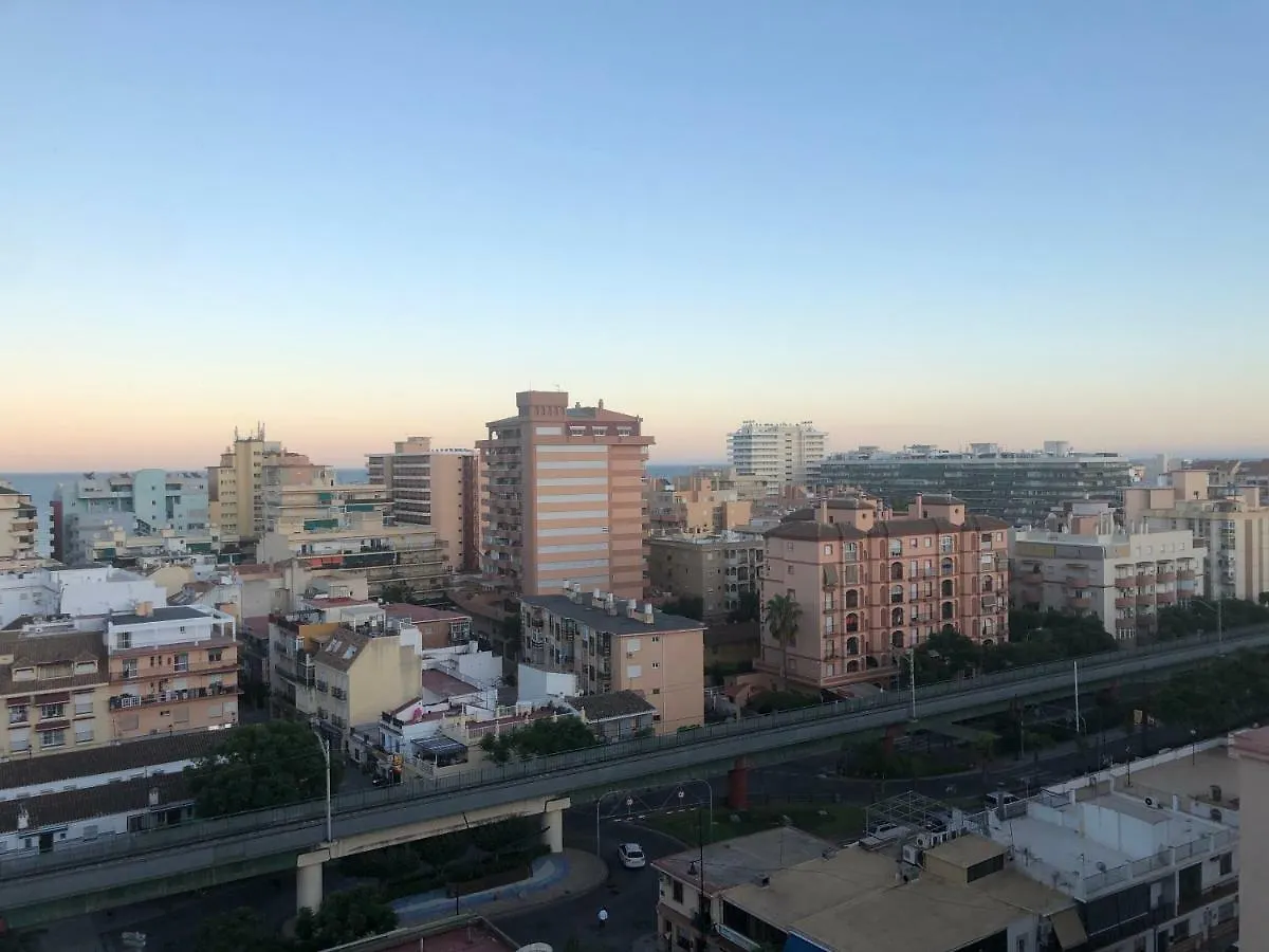 Piso En Los Boliches Con Vistazas 2 Dormitorios Fuengirola Daire